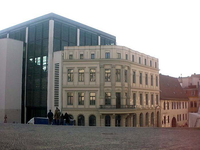 Franz-von-Liszt-Haus, Universitätsplatz 6